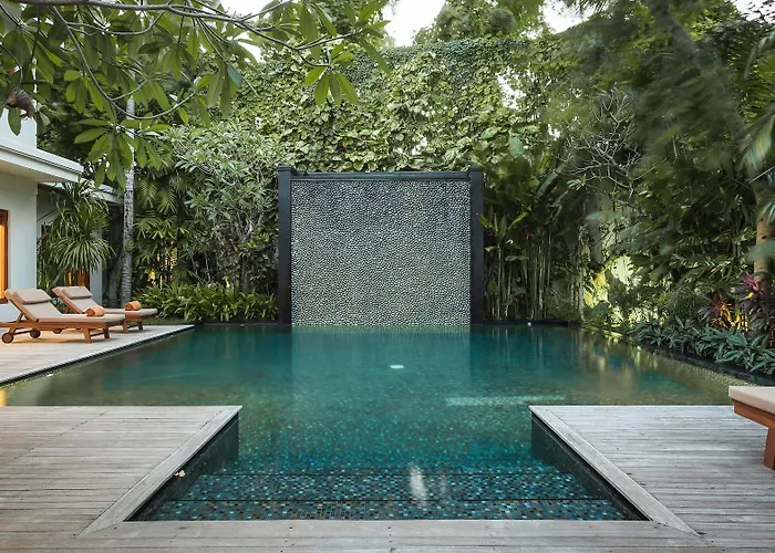 Awarta Luxury & Bali 酒店 5*
