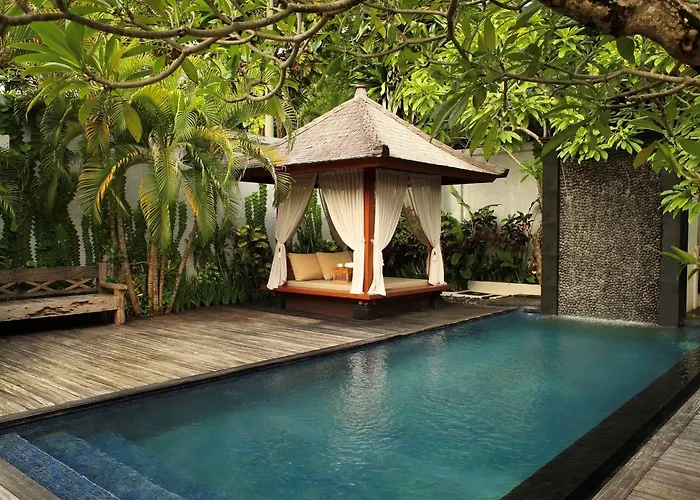 Awarta Luxury & Bali 酒店